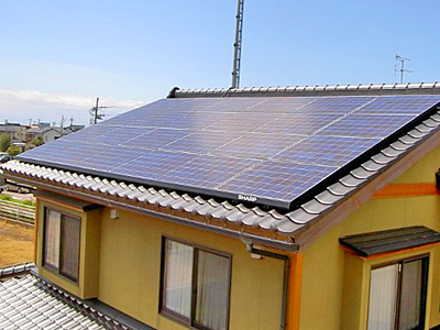 太陽光パネル-住宅屋根